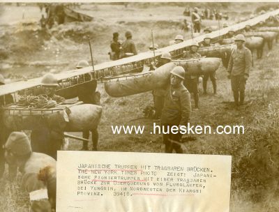 PRESSE-GROSSPHOTO 17x22cm: Japanische Truppen mit...