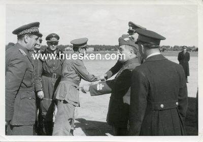 PHOTO 12x17cm: Deutsche und italienische Offiziere der...