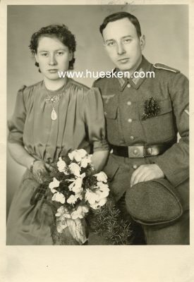 PHOTO 16x11cm: Hochzeitsphoto eines Infanteristen in...