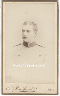 KABINETTPHOTO 10,5x6,5cm: Infanterie-Offizier. Atelier H....