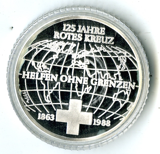 Foto 2 : SILBERNE ERINNERUNGSMEDAILLE '125 Jahre Rotes Kreuz'....