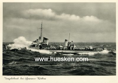PHOTO-POSTKARTE 'Torpedoboot bei schwerem Wetter'