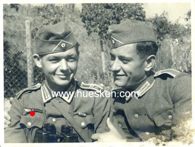 GROSSPHOTO 18x24cm: Zwei Soldaten mit...