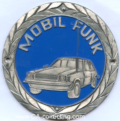 MOBIL FUNK KFZ-PLAKETTE 1970er-Jahre. Weißmetall...
