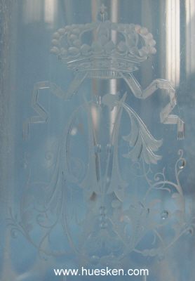 Foto 3 : GROSSE GLASKARAFFE UM 1900 aus einem Königshaus....