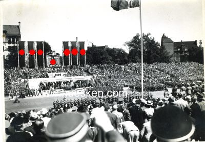 PRESSEPHOTO 12x17cm: Truppenparade vor dem Führer.