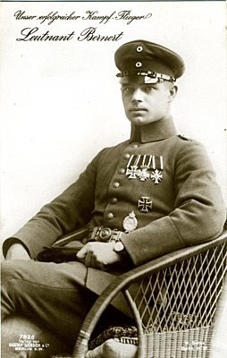 SANKE-PORTRÄT-POSTKARTE 'Leutnant Bernert'.