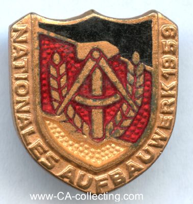 NATIONALES AUFBAUWERK (NAW). Aufbaunadel 1959 in Bronze....