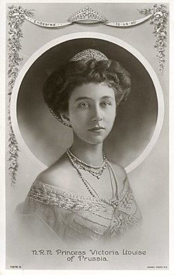 PHOTO-POSTKARTE Princess Victoria Louise of Prussia