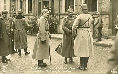 PHOTO-POSTKARTE Der Kaiser mit Generaloberst von Einem...