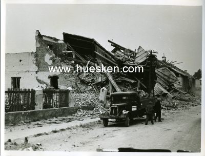 HOFFMANN-GROSSPHOTO 18x24cm: zerstörte Gebäude.