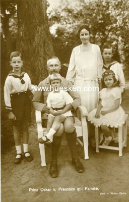 PHOTO-POSTKARTE Prinz Oskar v. Preussen mit Familie