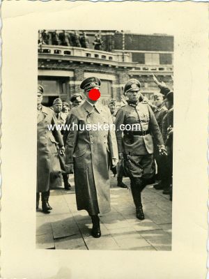 ADOLF HITLER - PHOTO 10x7cm vom 1. Juni 1940: Hitler mit...