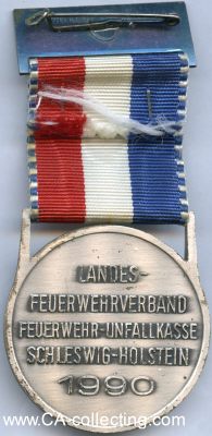 Foto 2 : FREIWILLIGE FEUERWEHR KRUMMENDIEK. Medaille 1990....