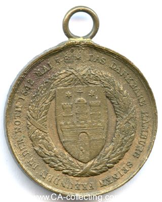 Foto 2 : HAMBURG. Medaille für die Hilfeleistung beim...
