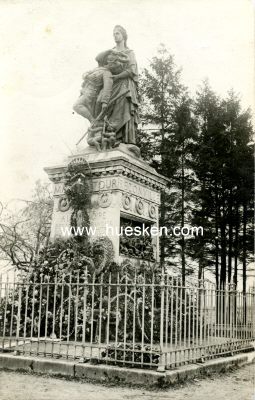 PHOTO Kriegerdenkmal. 1917 beschriftet.