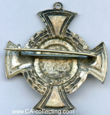 Photo 2 : CLAUEN. Kreuz des Krieger-Verein Clauen. Metall...
