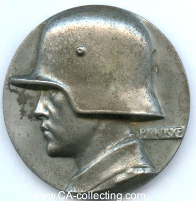 Photo 2 : 10. ARMEE. Medaille 'Für treue Mitarbeit / Zeitung...