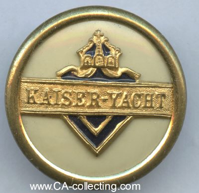 EMAILLIERTER UNIFORMKNOPF 25mm 'Kaiser-Yacht'. Vermutlich...