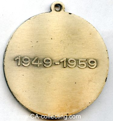 Foto 2 : FUSSBALLVERBAND RHEINLAND. Medaille zum 10-jährigen...