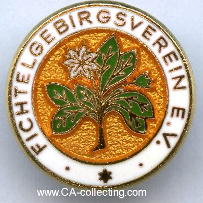 FICHTELGEBIRGSVEREIN. Mitgliedsabzeichen um 1930. Bronze...