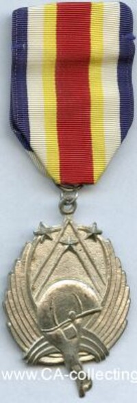 SILVER WING MEDAL.