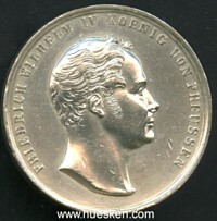 THICK SILVER HOMAGE MEDAL 1840