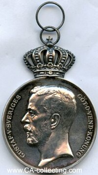 LARGE SIZE SILVER MEDAL FOR LONG FAITHFUL SERVICE